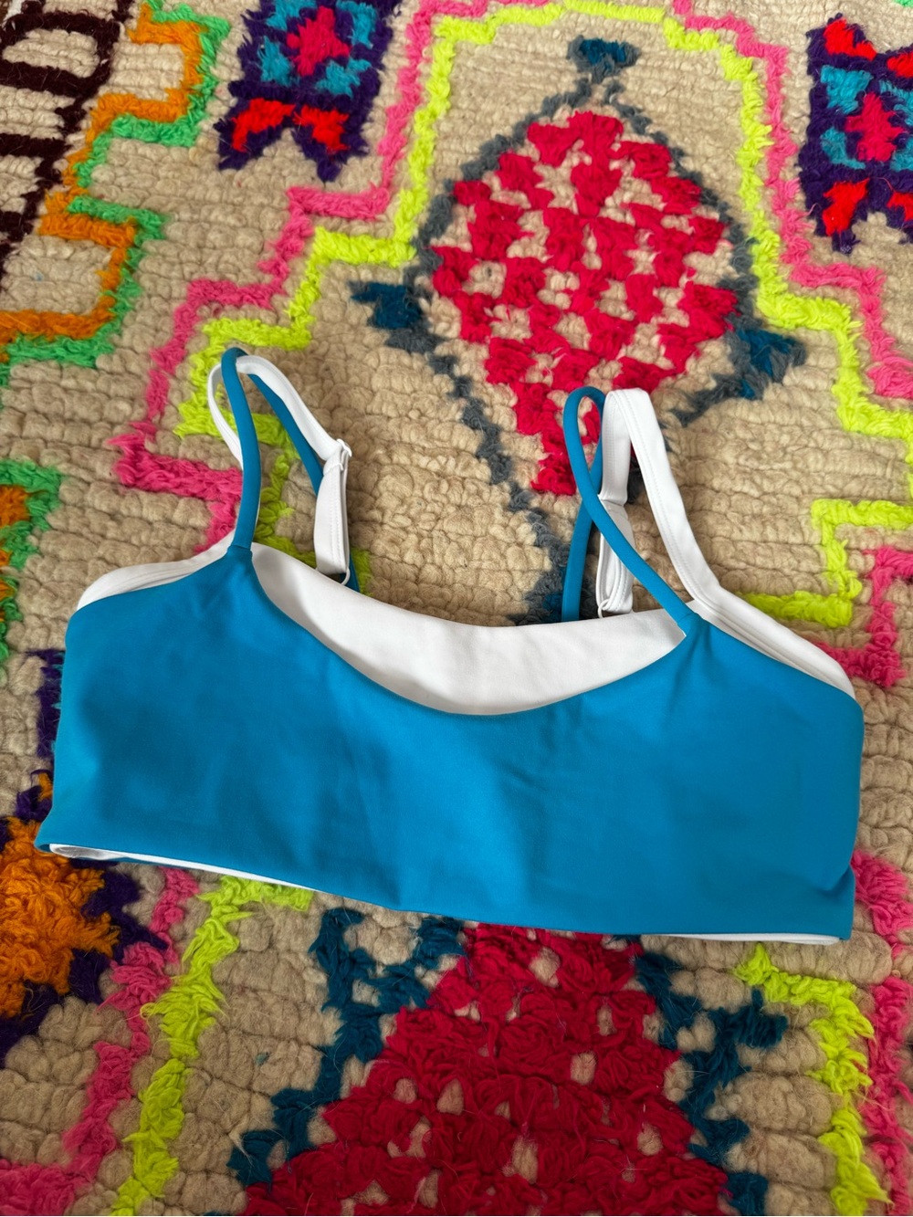 Form Layered Sports Bra Aqua White Trim S